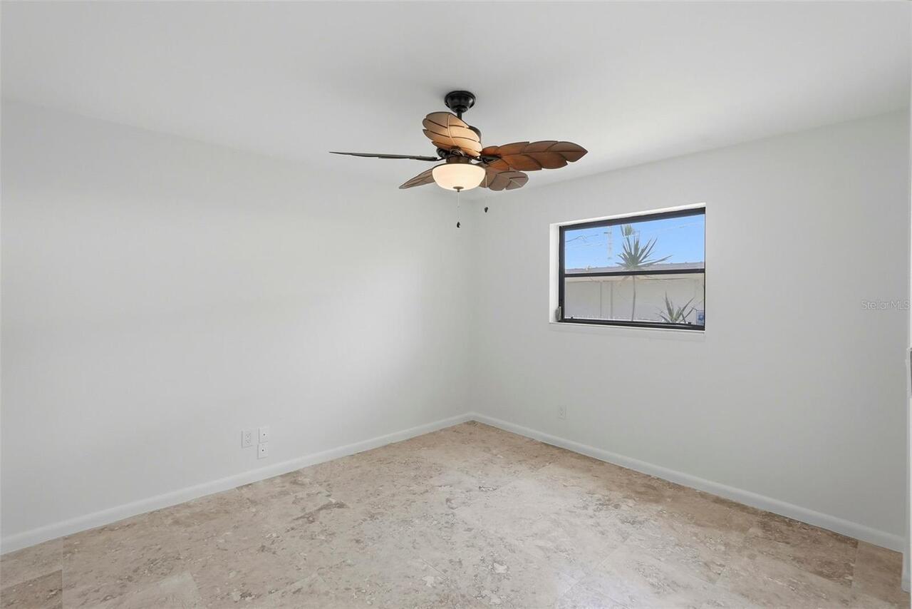 Listing Photo 33