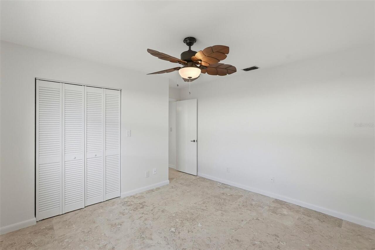 Listing Photo 34