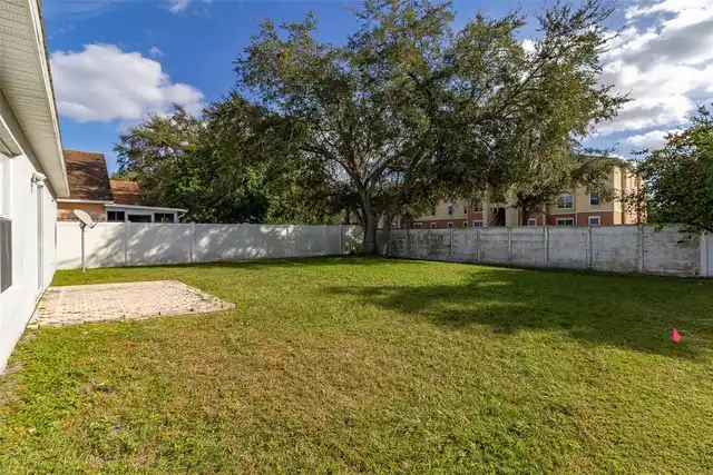 Listing Photo 28