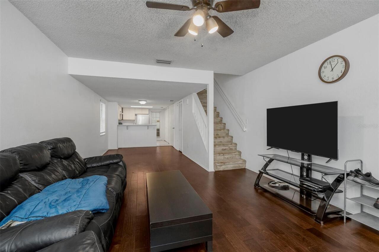 Listing Photo 9