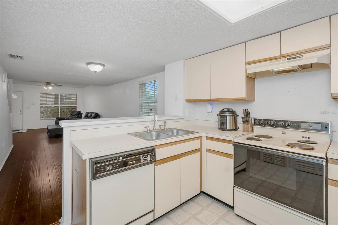 Listing Photo 15