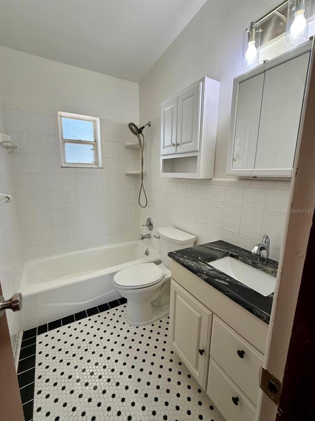 Listing Photo 13