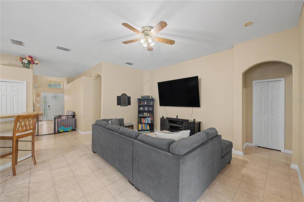 Listing Photo 14