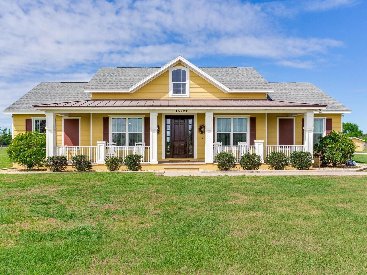 Wimauma Real Estate