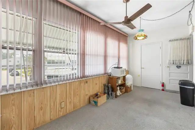Listing Photo 14