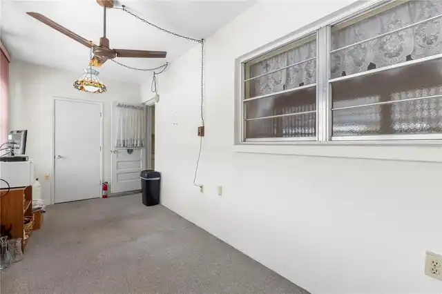 Listing Photo 15
