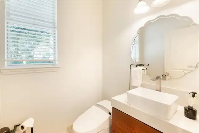 Listing Photo 24