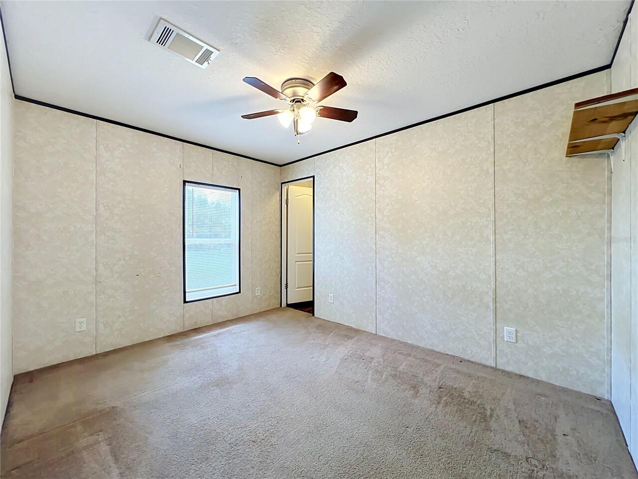 Listing Photo 14