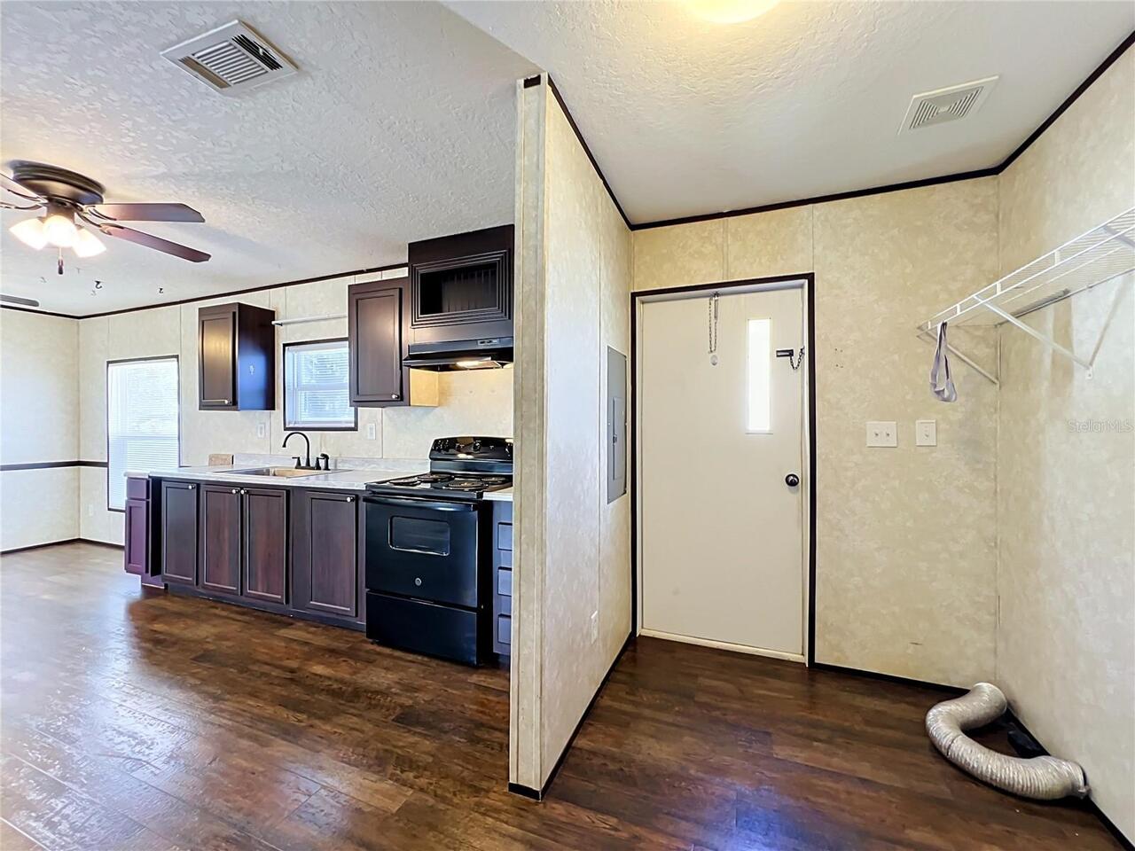 Listing Photo 22
