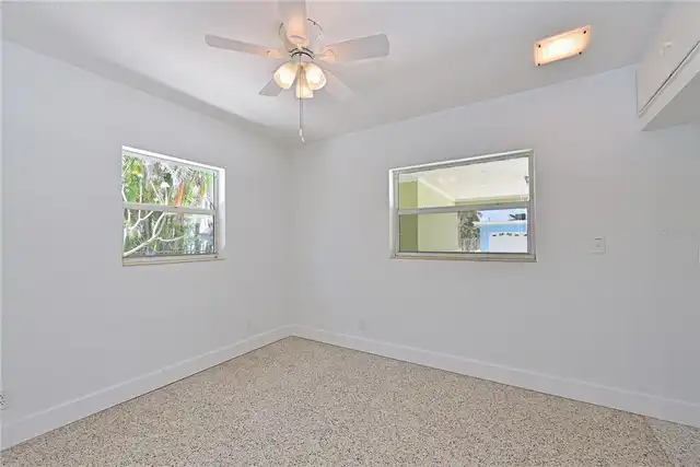 Listing Photo 24