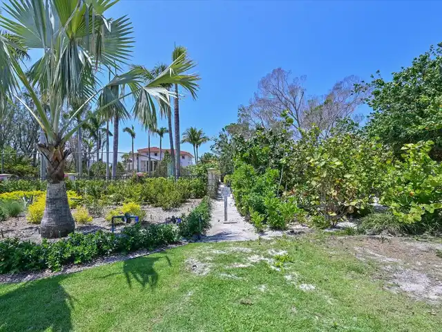 Listing Photo 33