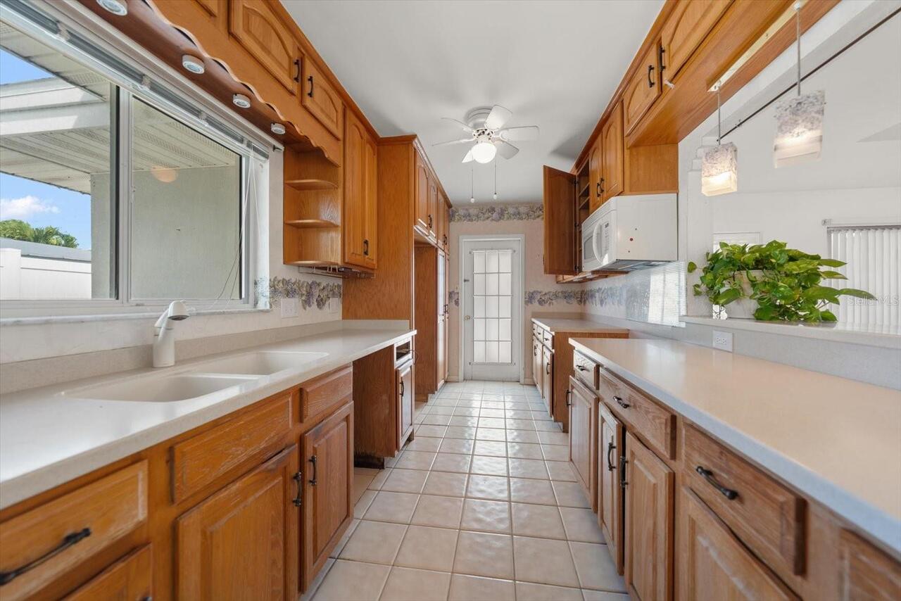 Listing Photo 15