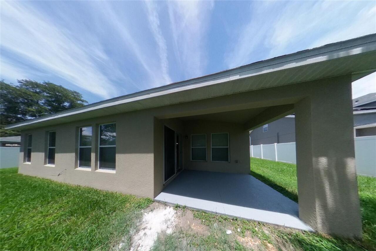 Listing Photo 16