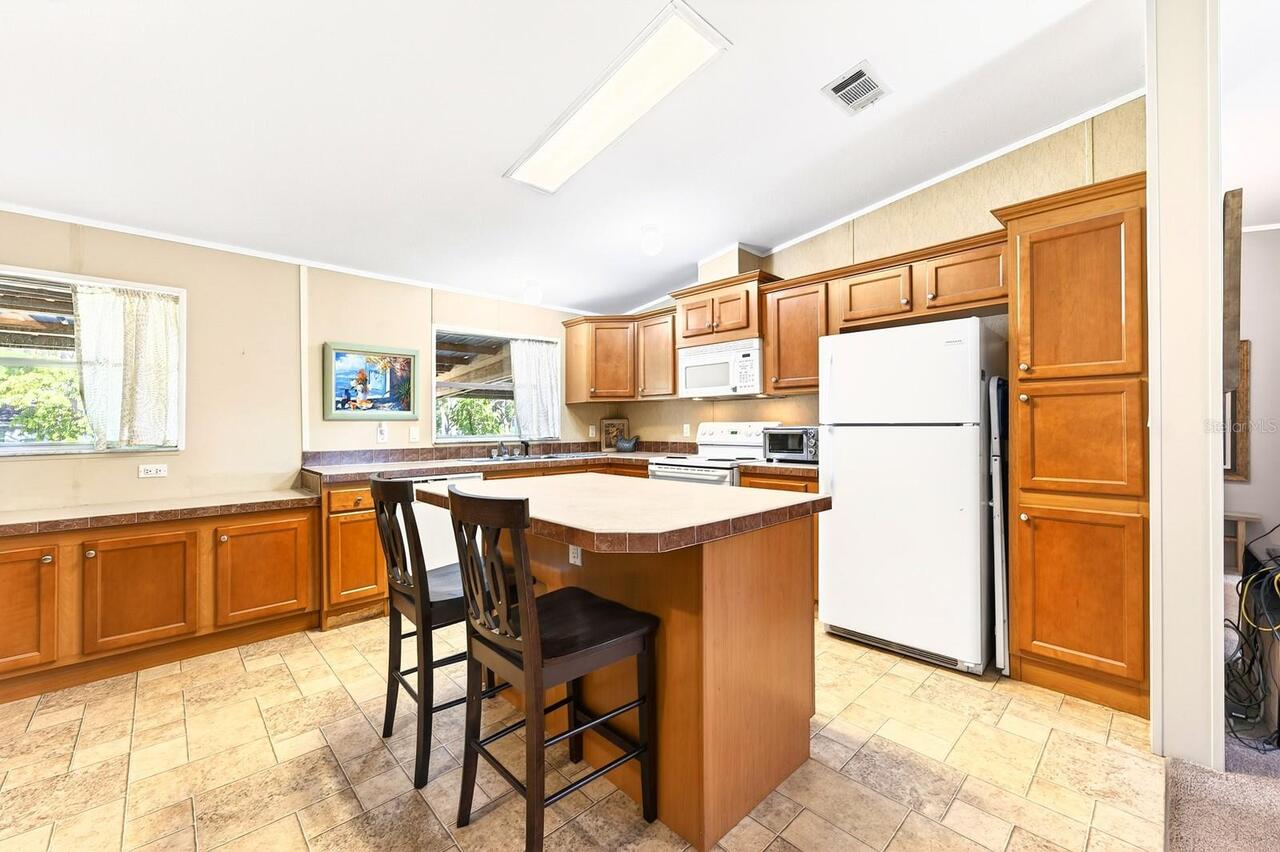 Listing Photo 16