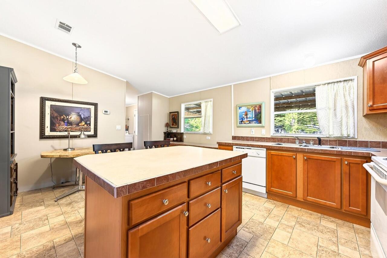 Listing Photo 19