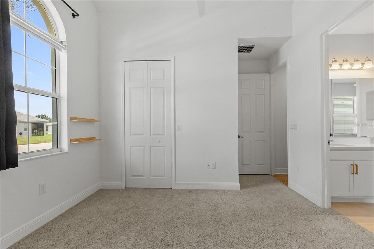 Listing Photo 33