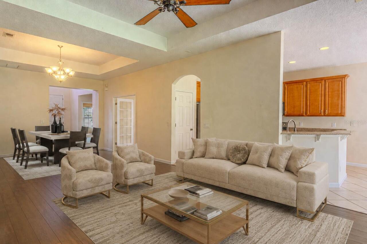Listing Photo 8