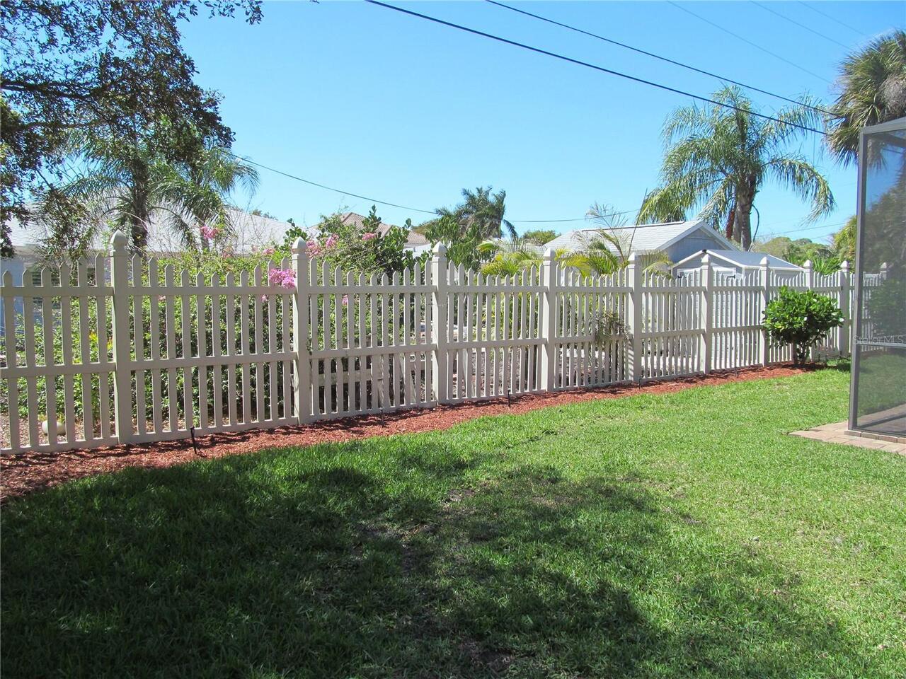 Listing Photo 9