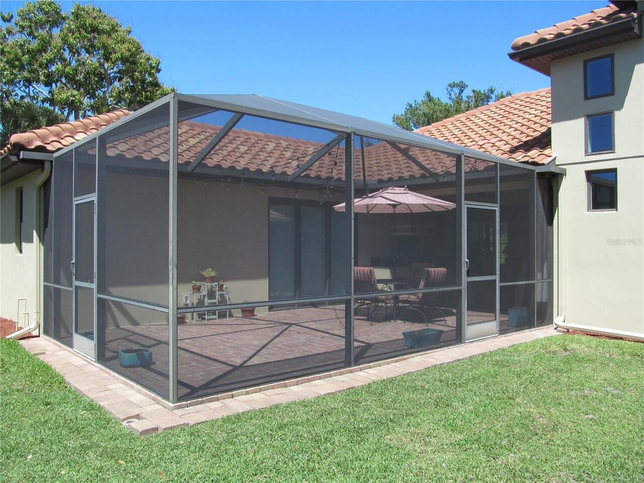 Listing Photo 10
