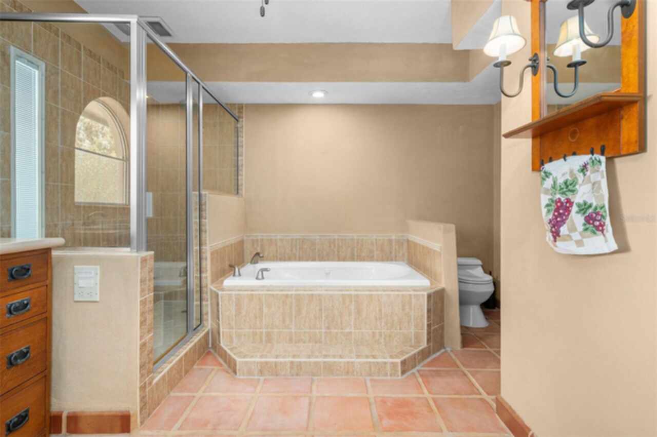 Listing Photo 34
