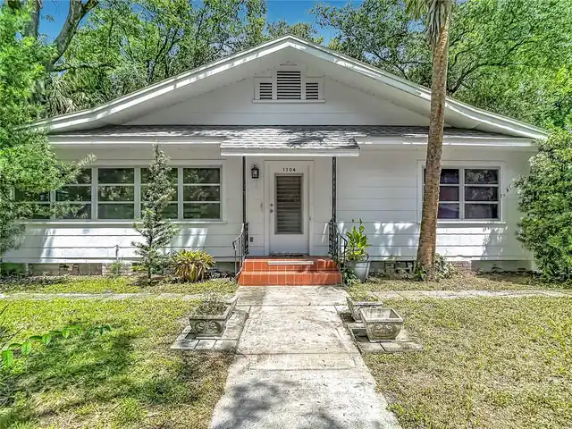 Listing Photo 5