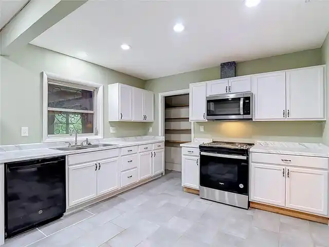 Listing Photo 23