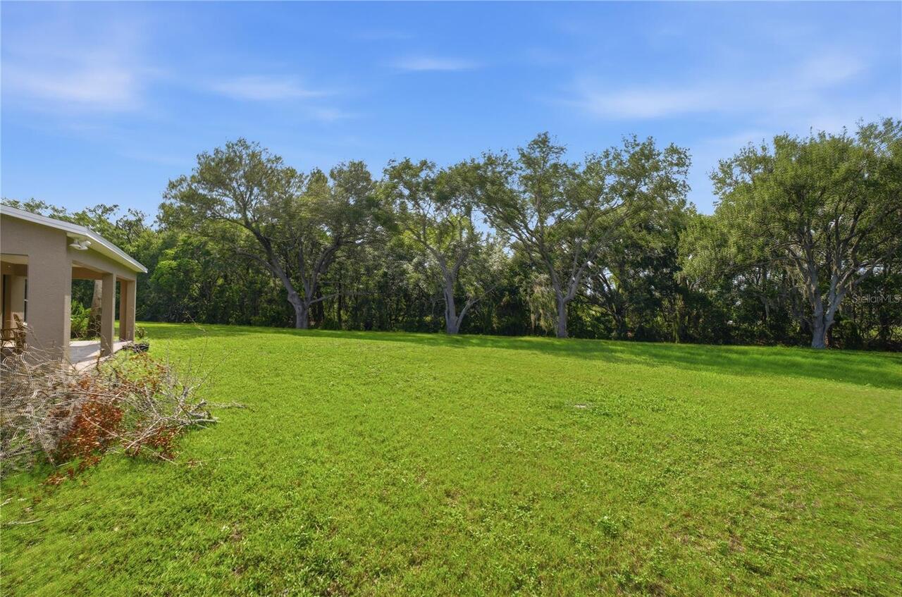 Listing Photo 15