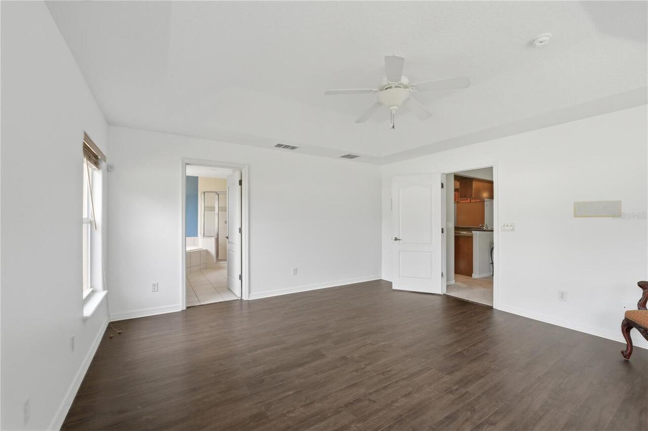 Listing Photo 32