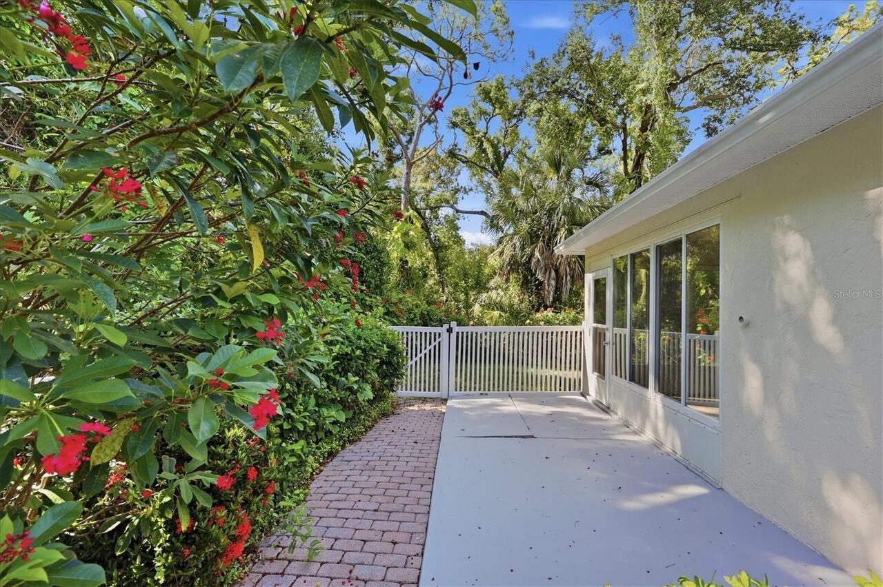 Listing Photo 32