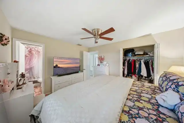 Listing Photo 7
