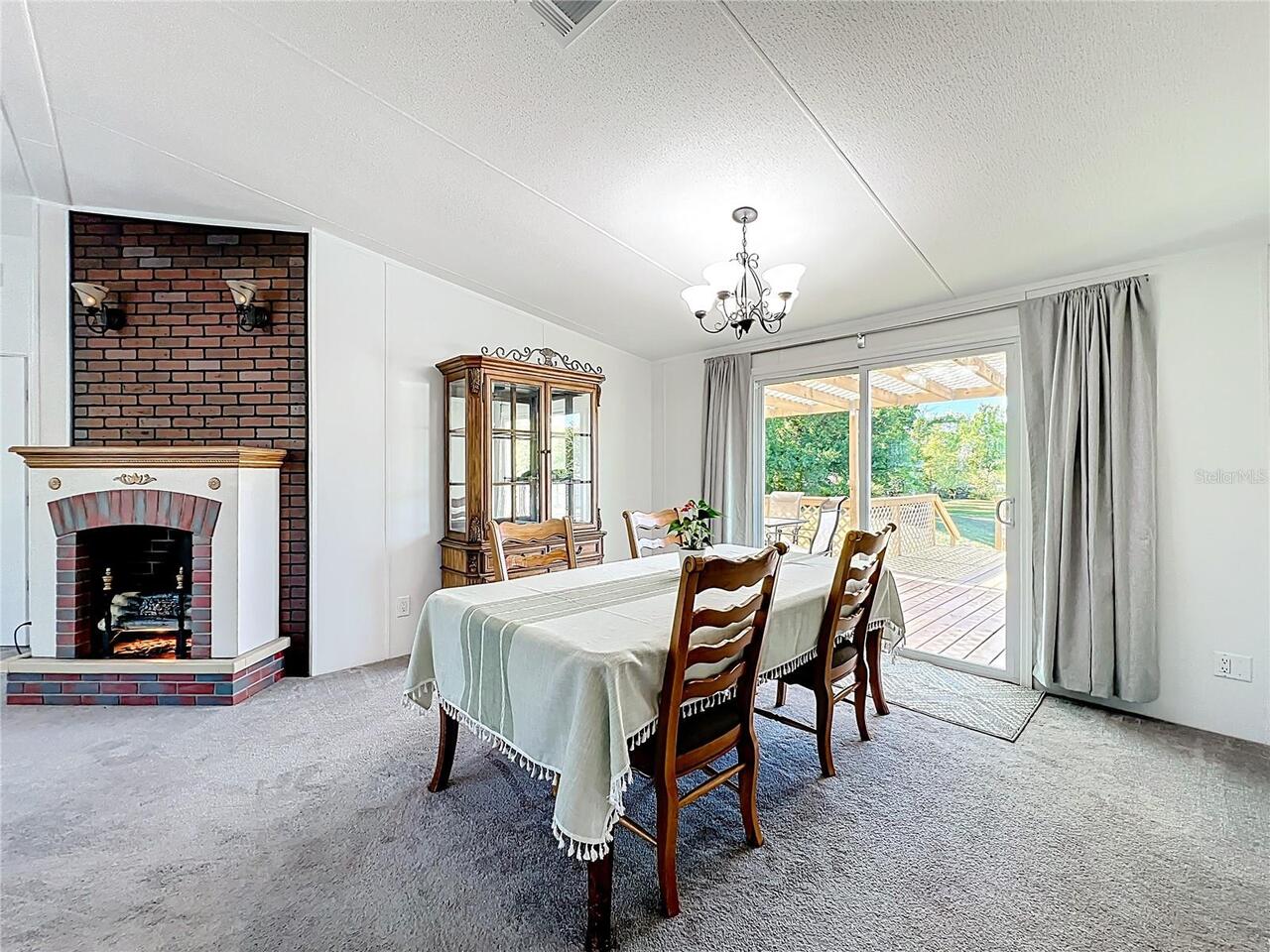 Listing Photo 18
