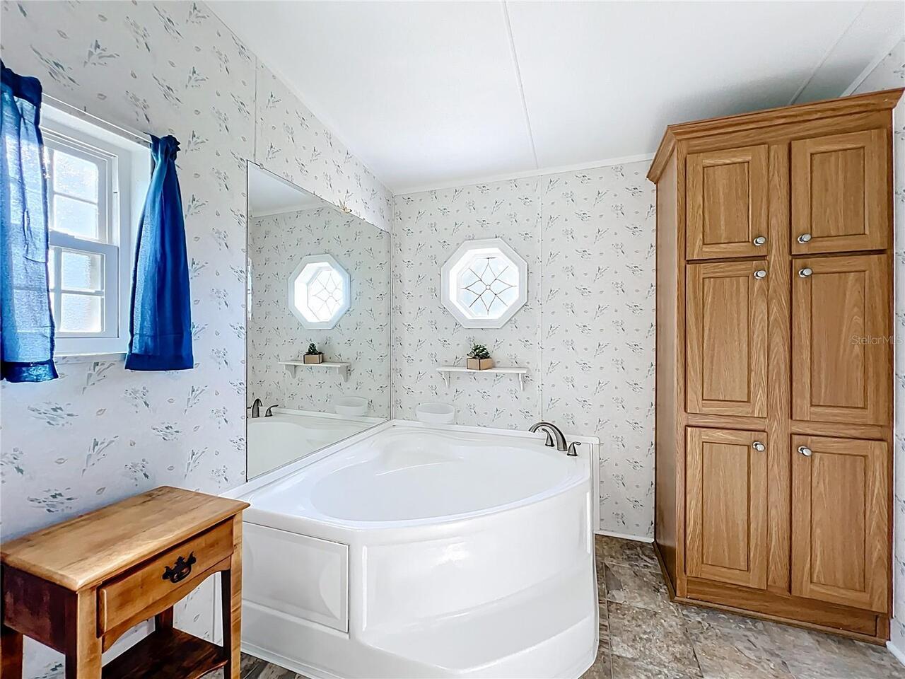 Listing Photo 44