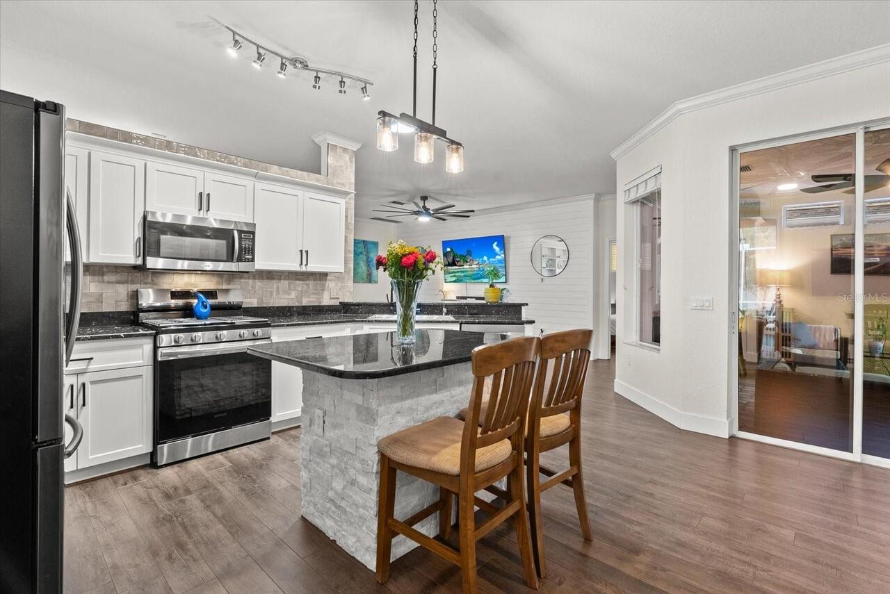 Listing Photo 18