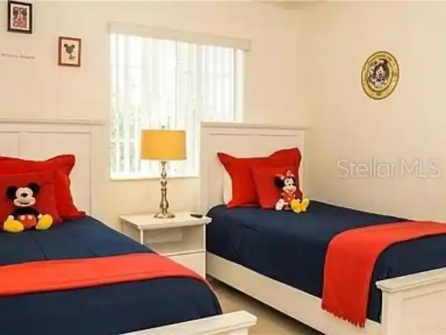 Listing Photo 8