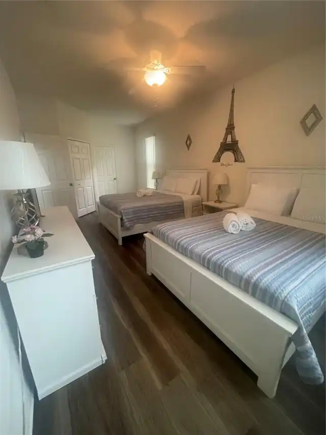 Listing Photo 9