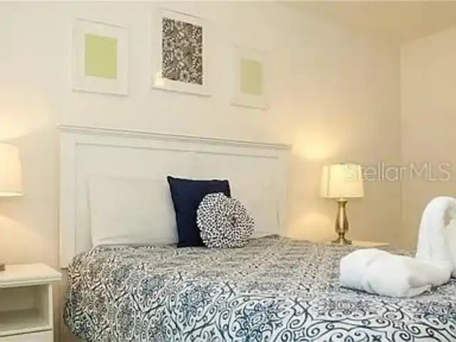 Listing Photo 10
