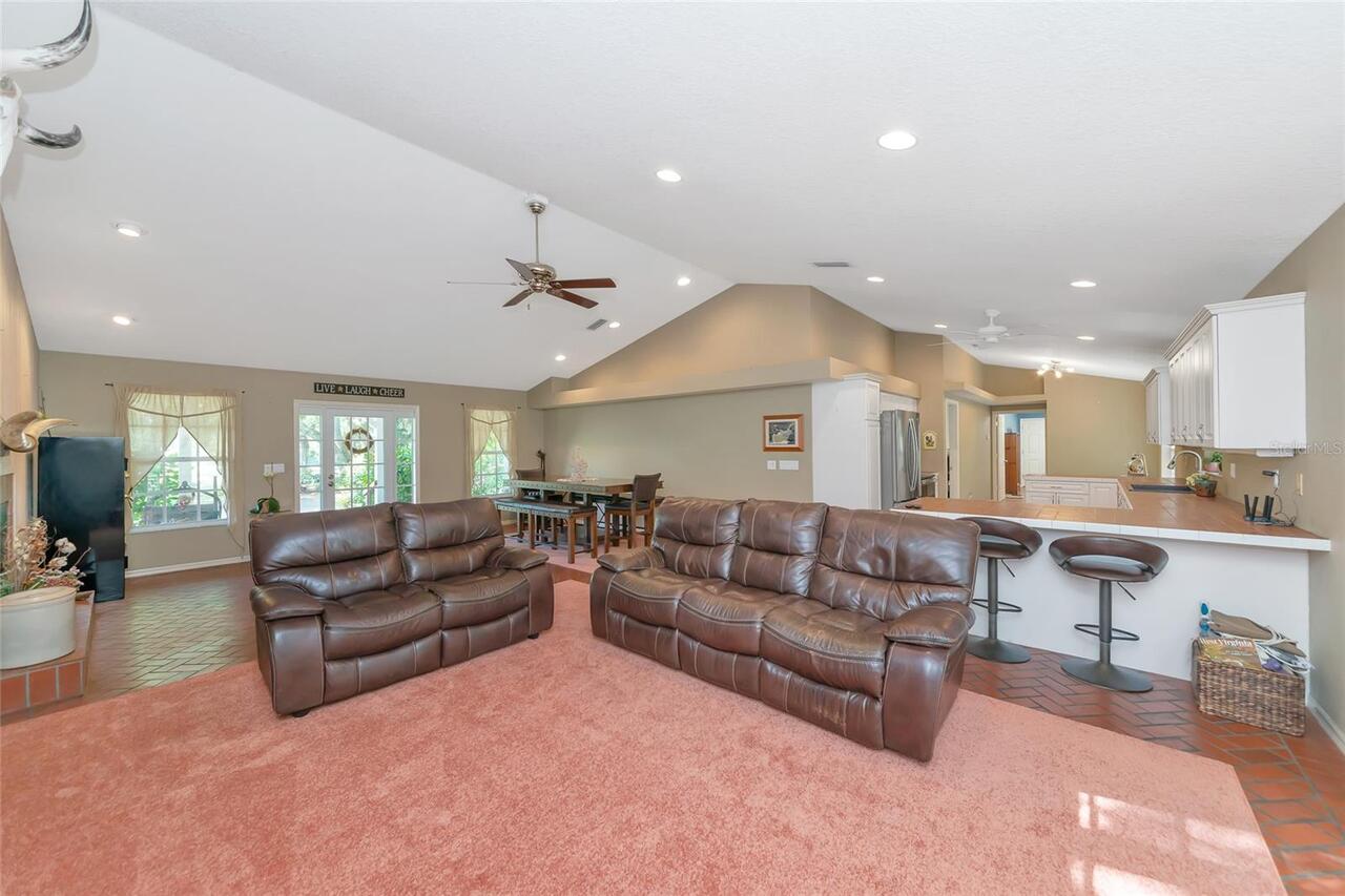 Listing Photo 37
