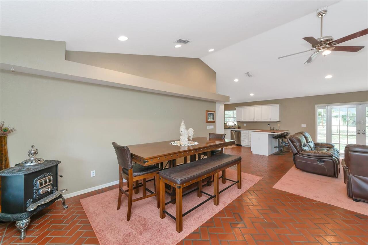 Listing Photo 43