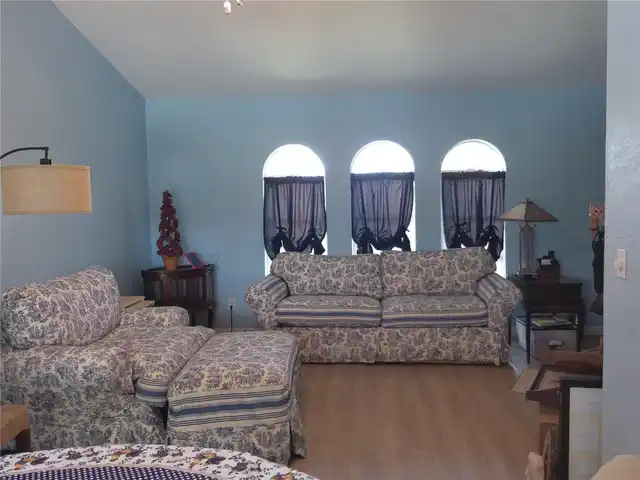 Listing Photo 13