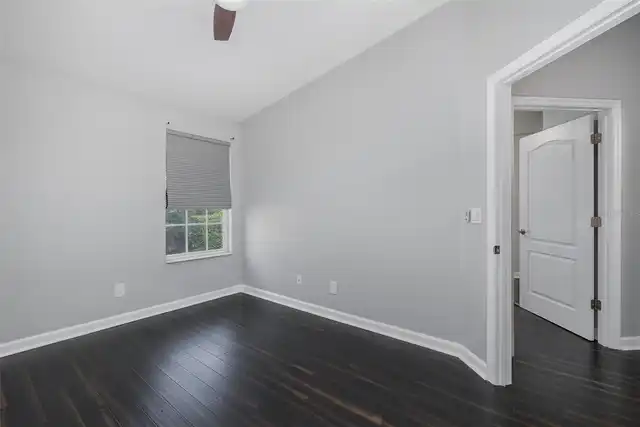 Listing Photo 32