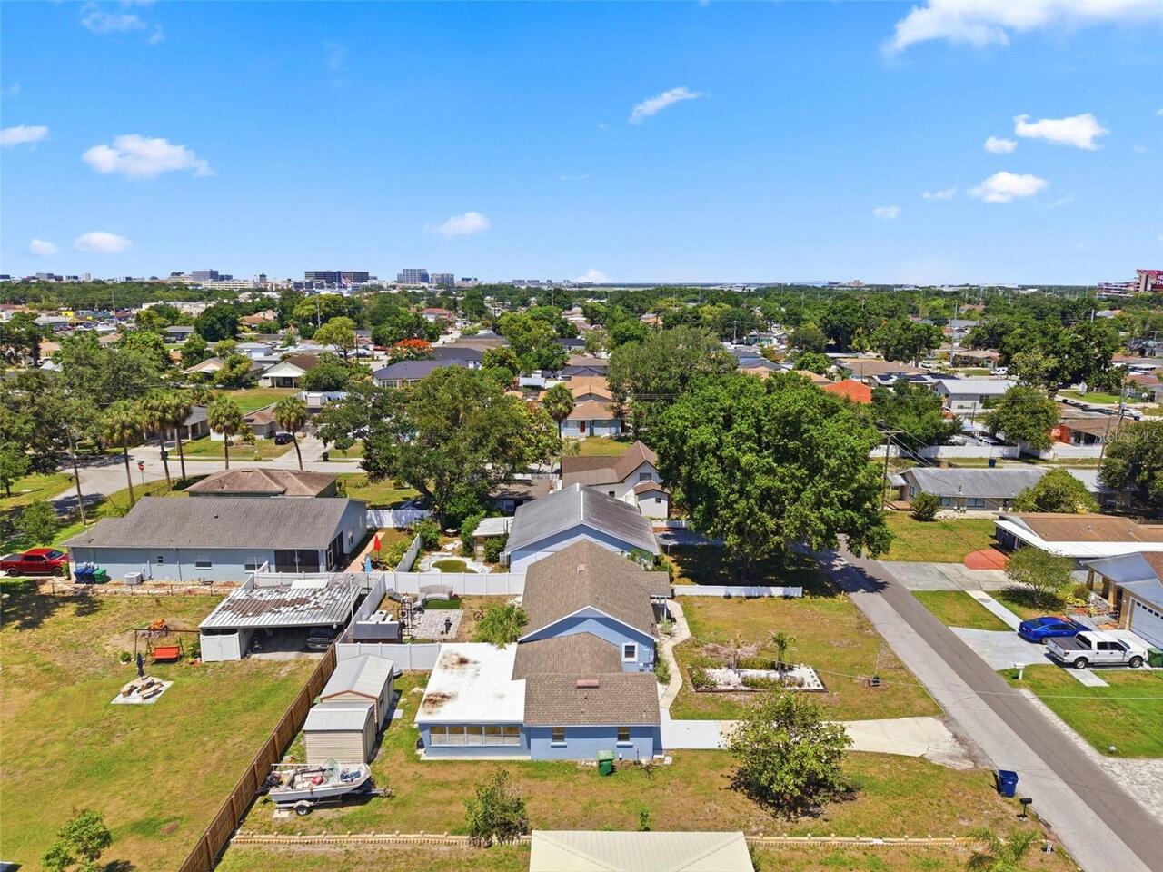 Listing Photo 16