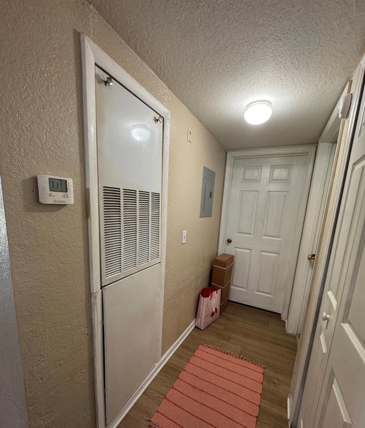 Listing Photo 8