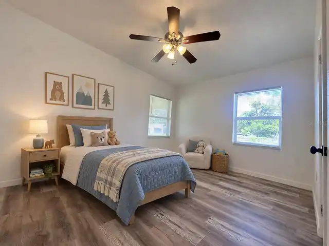 Listing Photo 11
