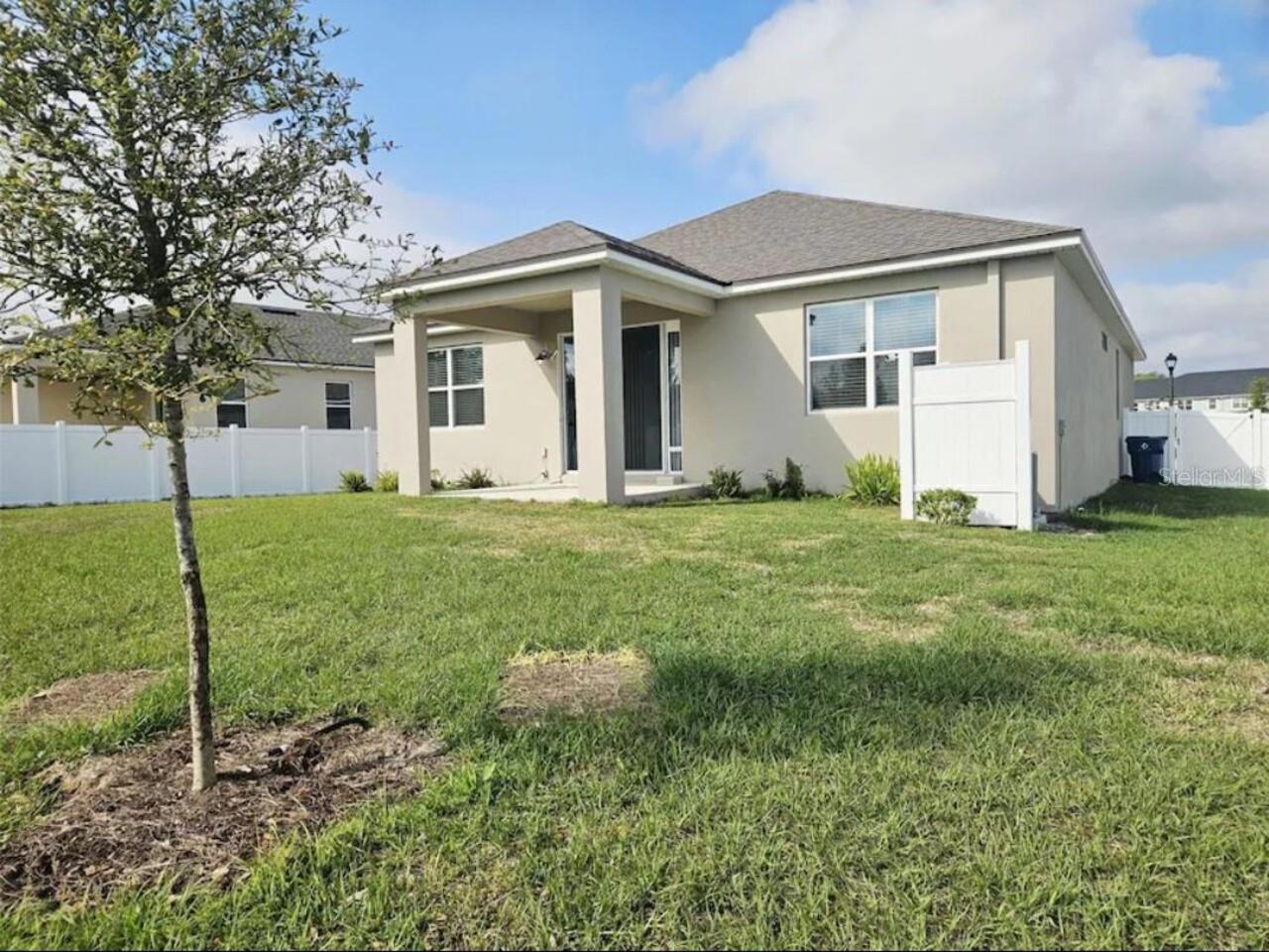 Listing Photo 8