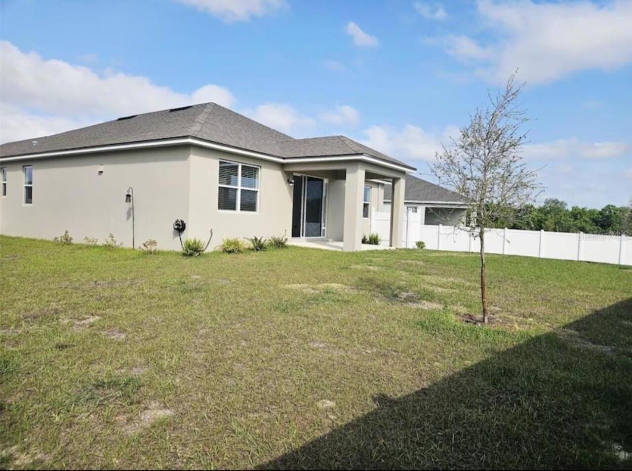 Listing Photo 9