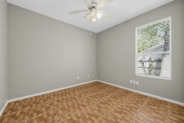 Listing Photo 13