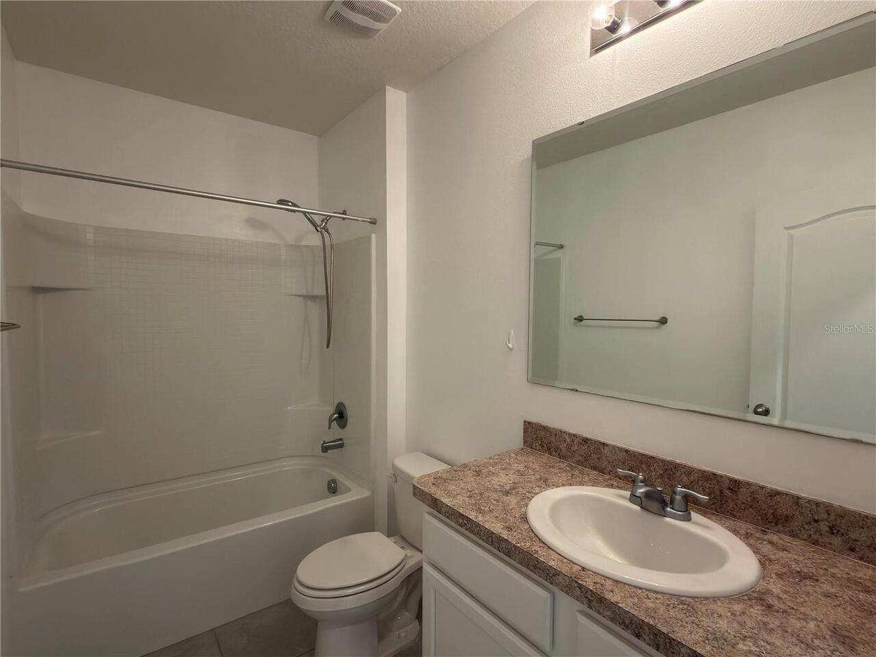 Listing Photo 7