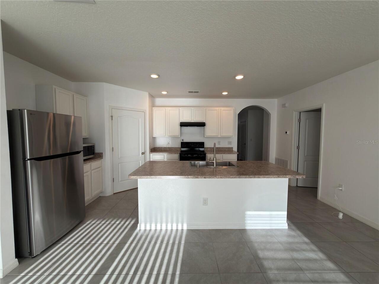 Listing Photo 14
