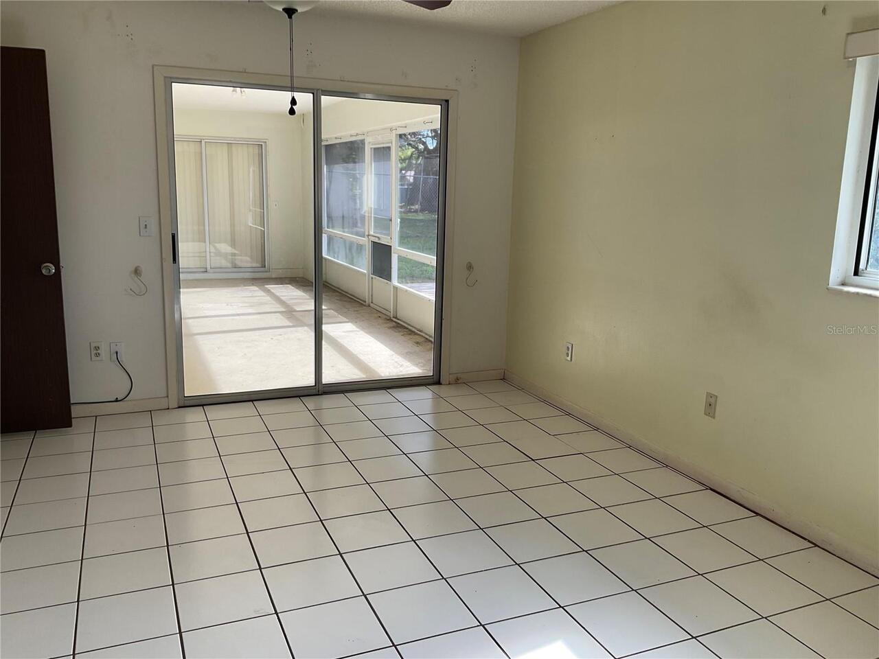 Listing Photo 9
