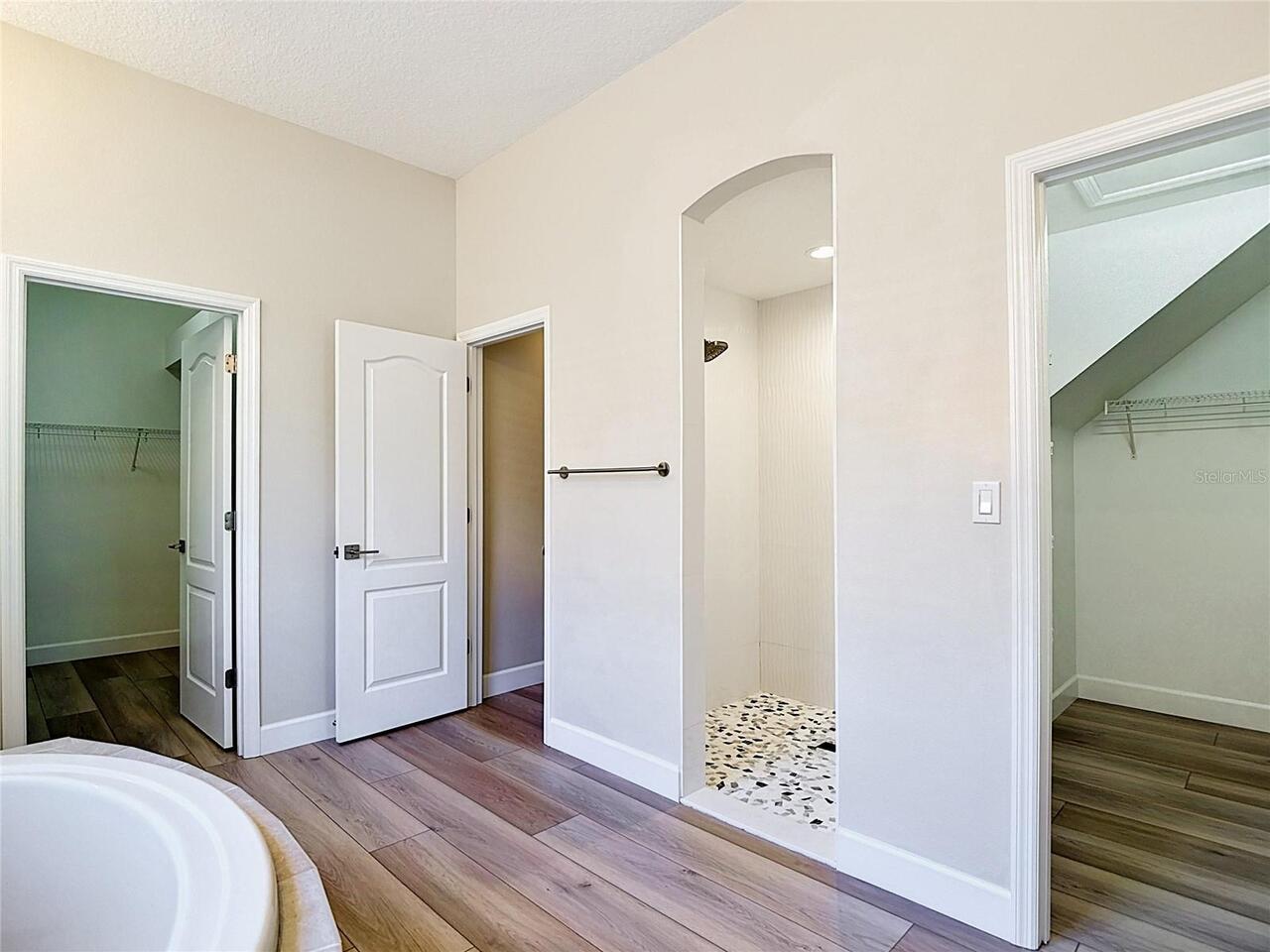 Listing Photo 28